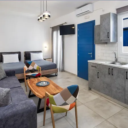 Honeymoon Beach Studios Perivolos  Exterior photo